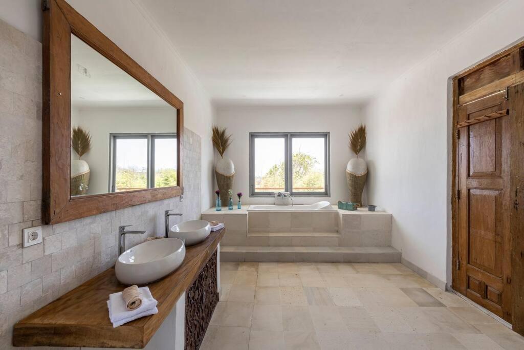 Orchid Villa 18M Pool, Sea View Nusa Lembongan  Exterior photo